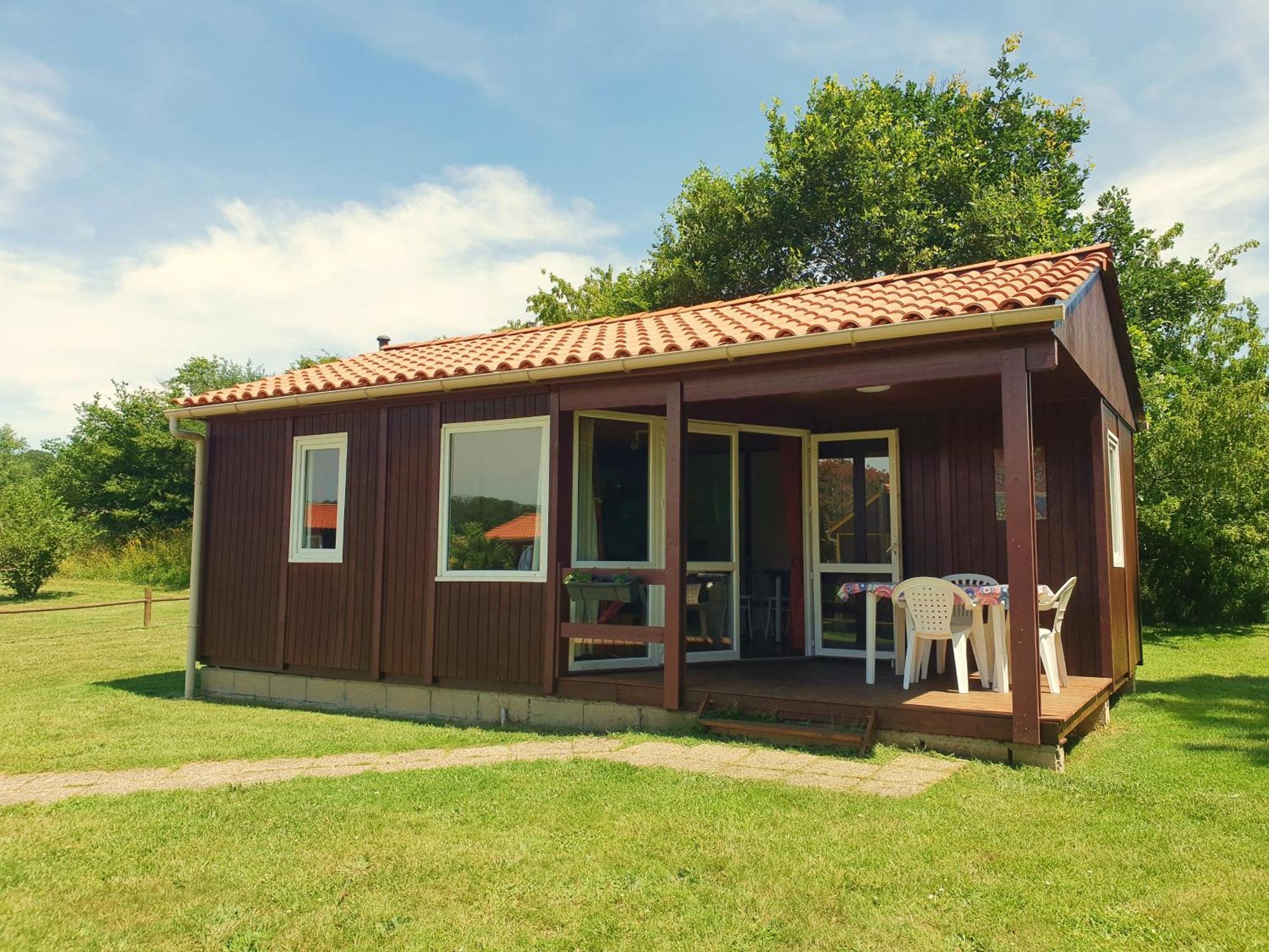 Les Chalets Du Quignon Autry-le-Chatel Dış mekan fotoğraf